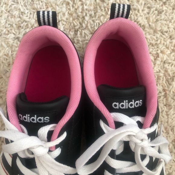 Adidas Sneakers - Picture 3 of 7